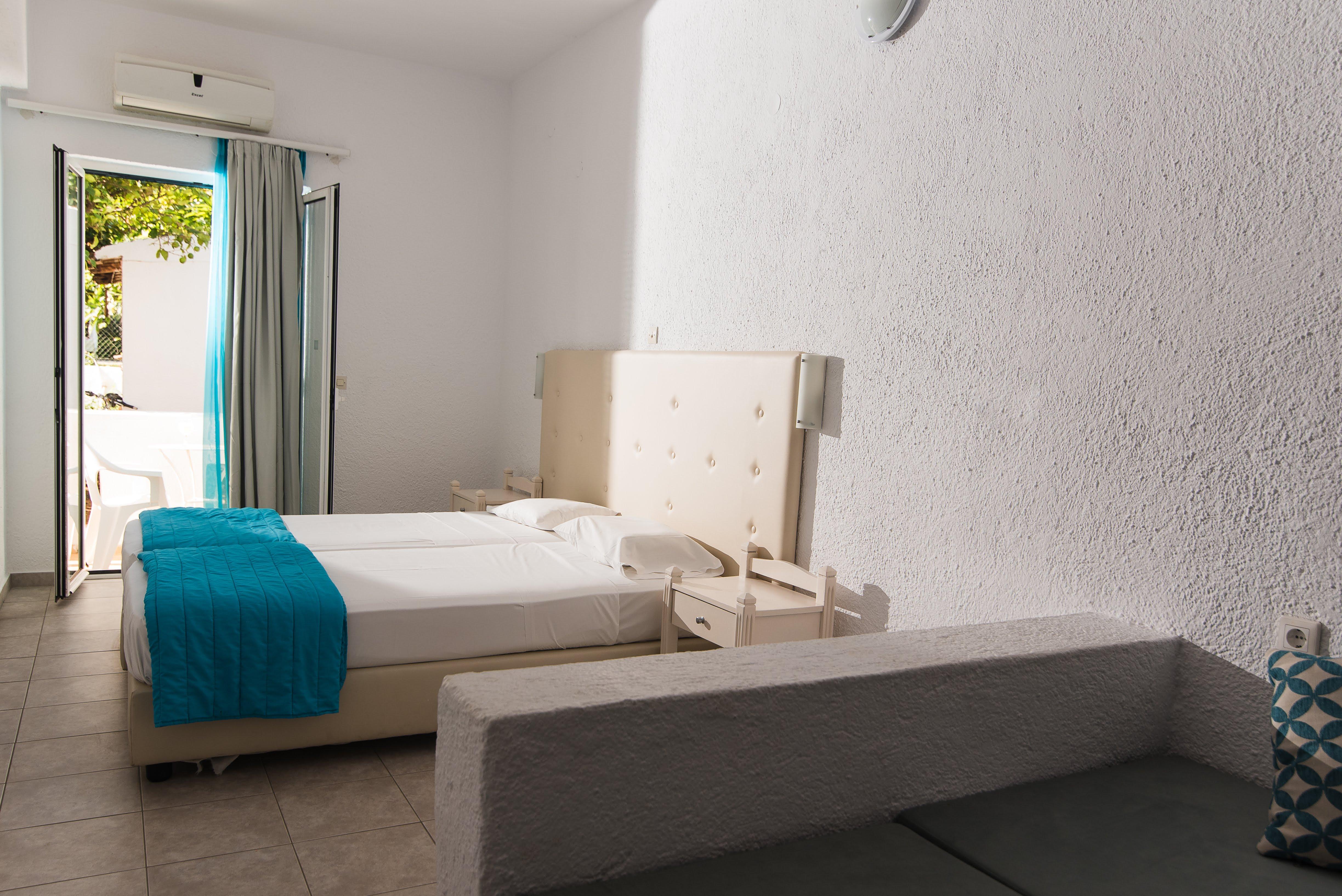 Ibiscus Hotel Malia Exterior photo