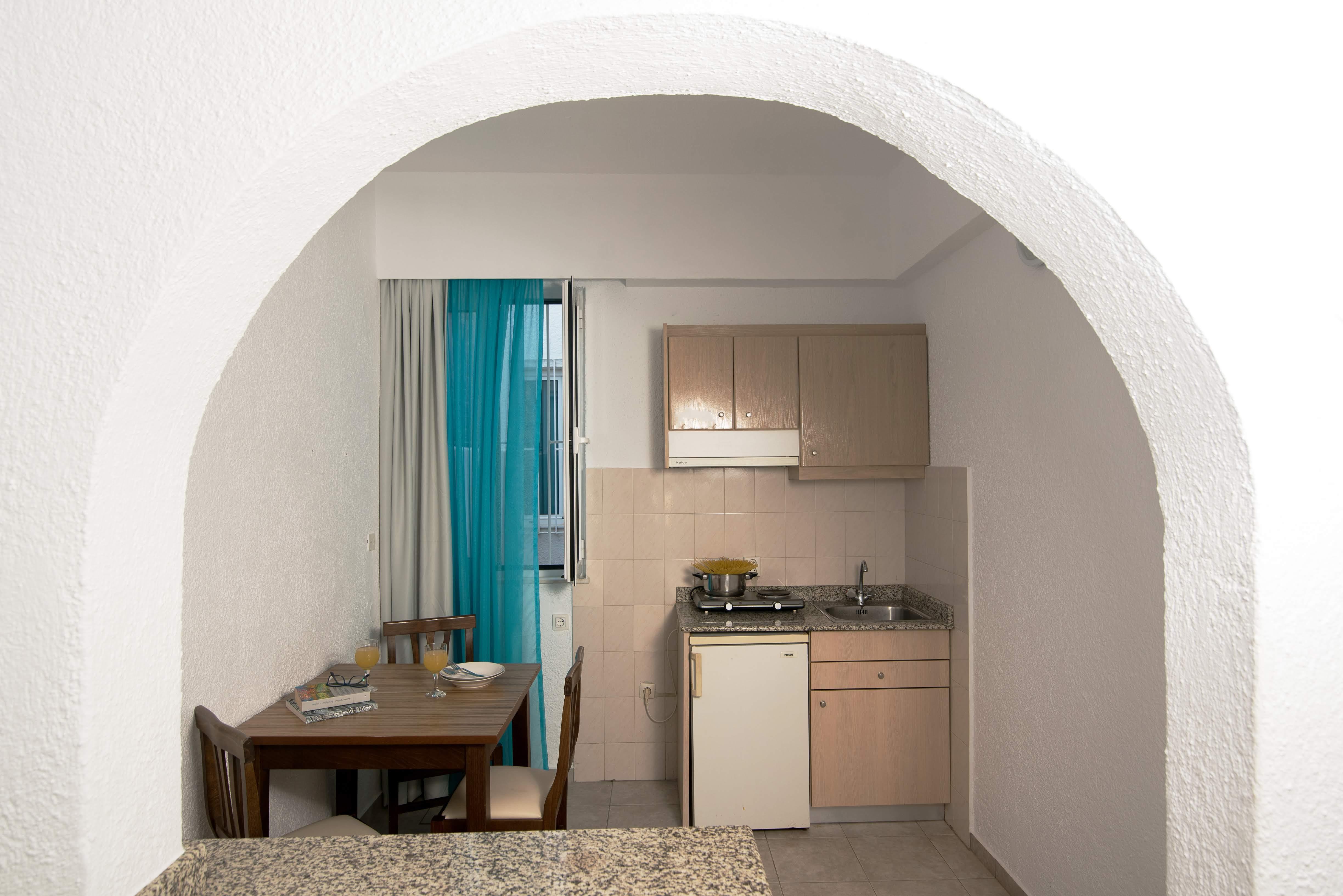 Ibiscus Hotel Malia Exterior photo