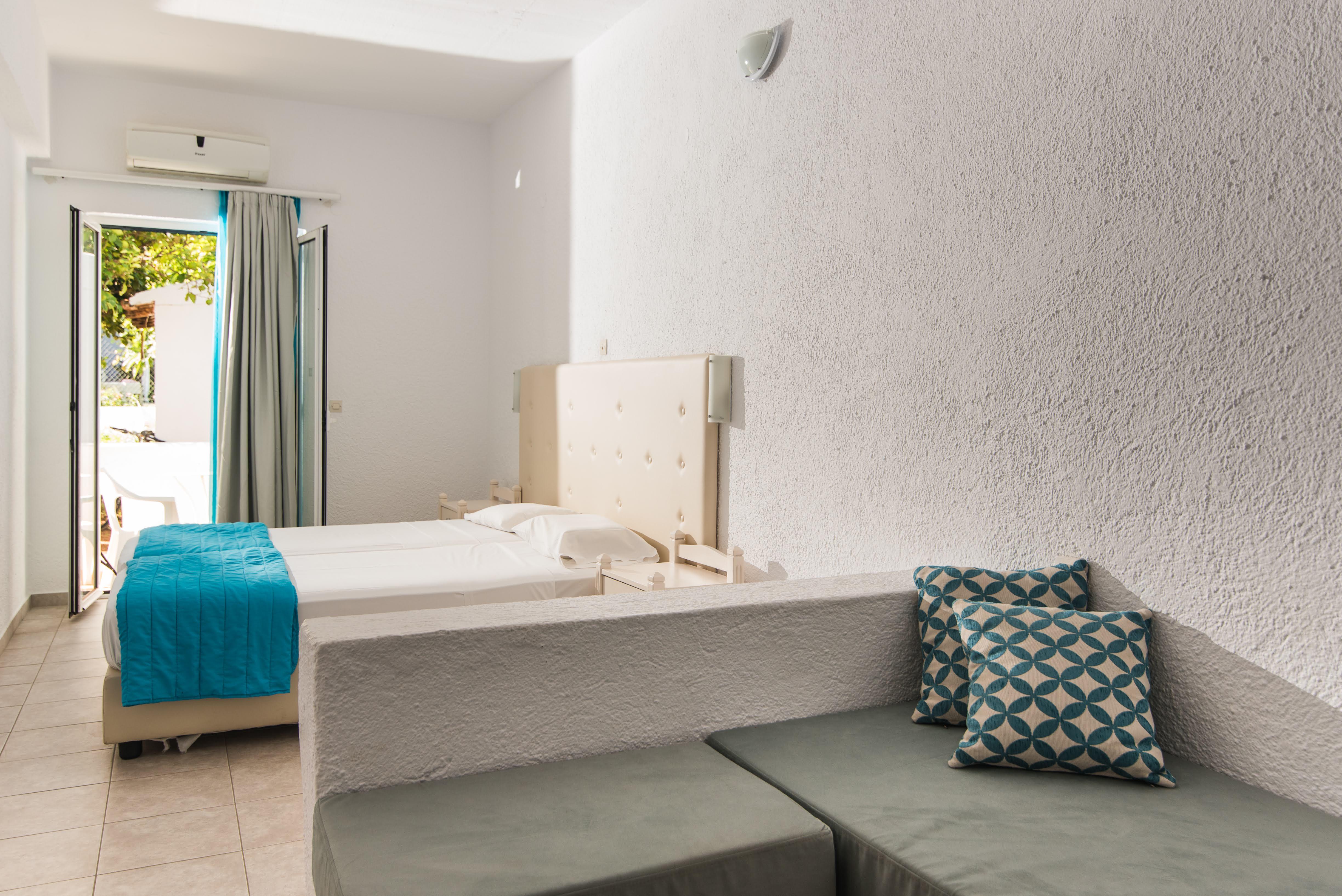 Ibiscus Hotel Malia Exterior photo