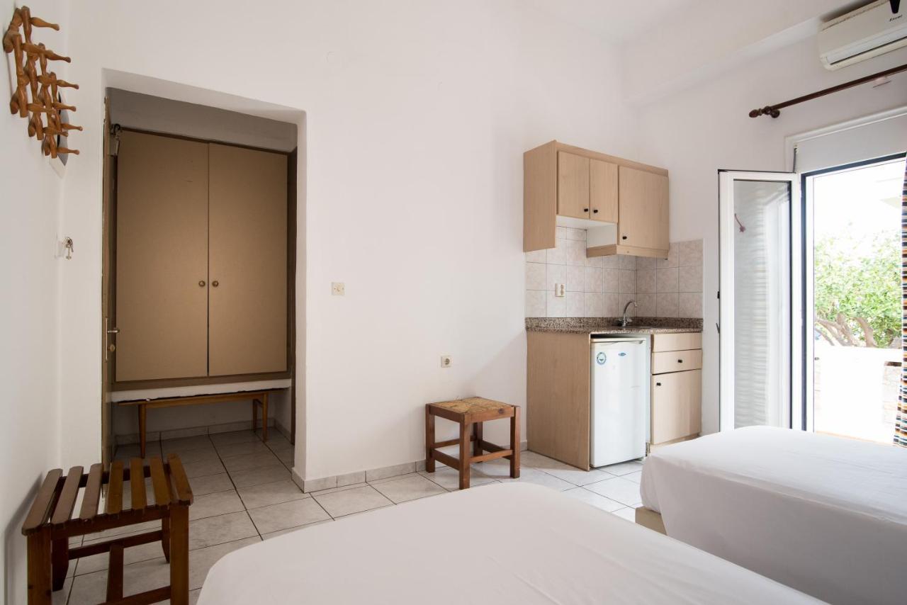Ibiscus Hotel Malia Exterior photo